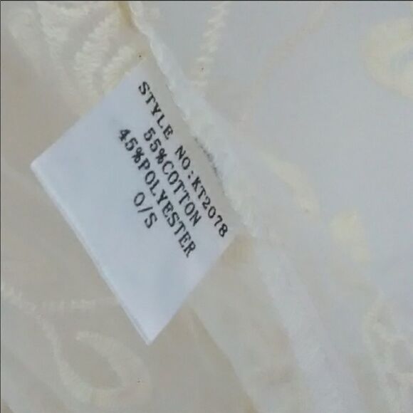 ✨HP✨FLORAL EMBROIDERED SHEER KIMONO✨ - Picture 10 of 10